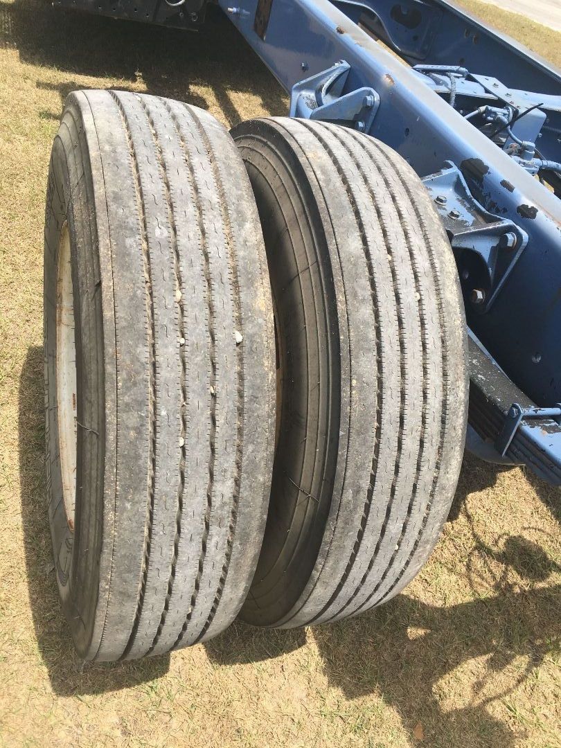 2008 FORD F750 XL - Image 23